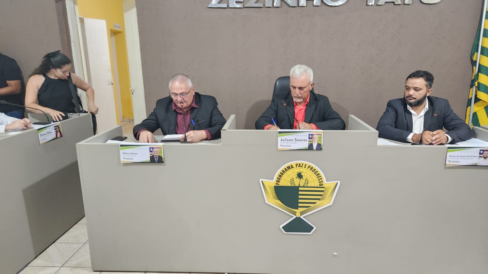 DE BOM NÍVEL REPRESENTATIVO, VEREADORES DE PARNARAMA TRABALHAM EM RITMO ACELERADO