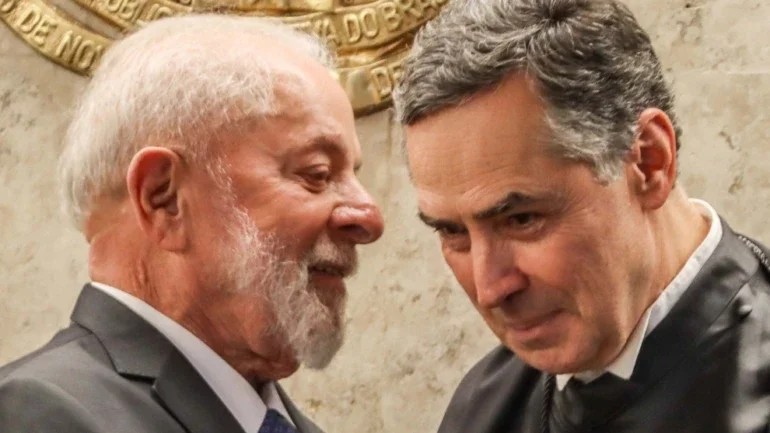 Planalto vê interesse de Barroso em embaixada e já cogita nomeação ‘extra’ para o STF