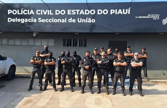 Operação integrada da policia civil apreende arma, dinheiro e entorpecentes em União
