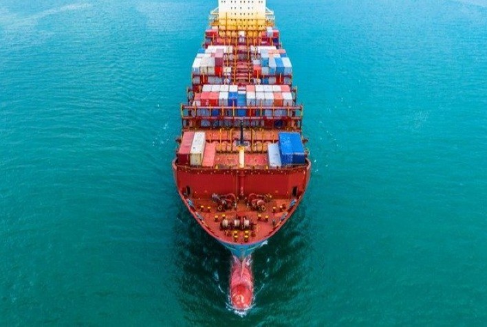 Transporte Marítimo: Pilar da Economia Global e Desafio para a Sustentabilidade