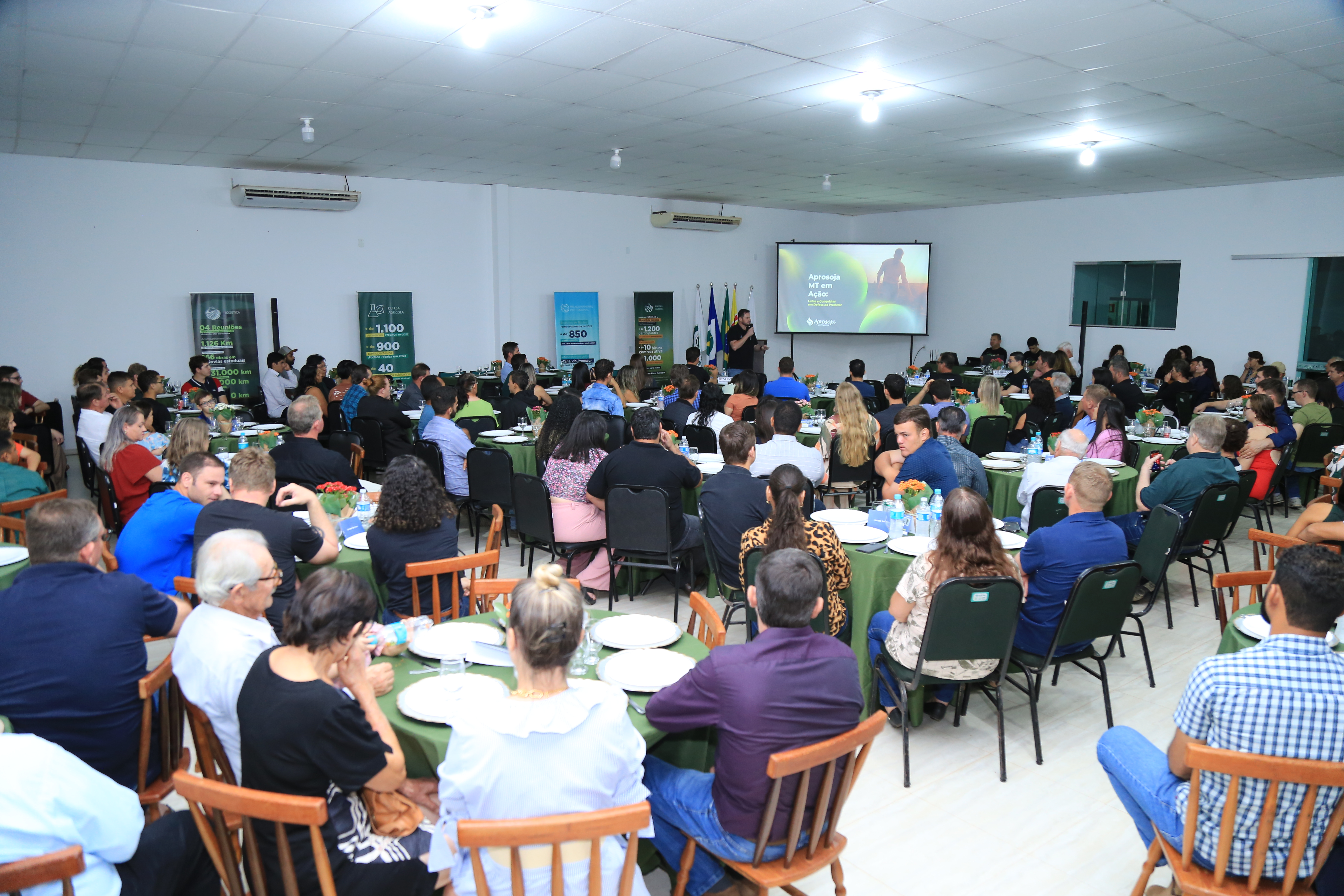 Circuito Aprosoja chega a Gaúcha do Norte com casa cheia e foco em tecnologia no campo