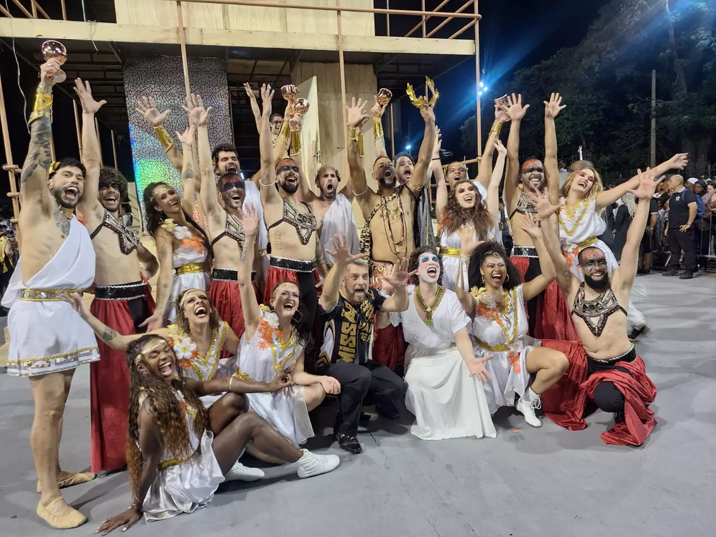 SUCESSO NA ABERTURA DA TEMPORADA DE ENSAIOS TÉCNICOS DO CARNAVAL DE 2O25 EM SÃO PAULO