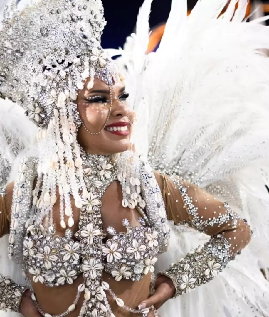 MARIA MARIÁ NÃO SEGUE COMO RAINHA DE BATERIA DA IMPERATRIZ APÓS TRÊS CARNAVAIS