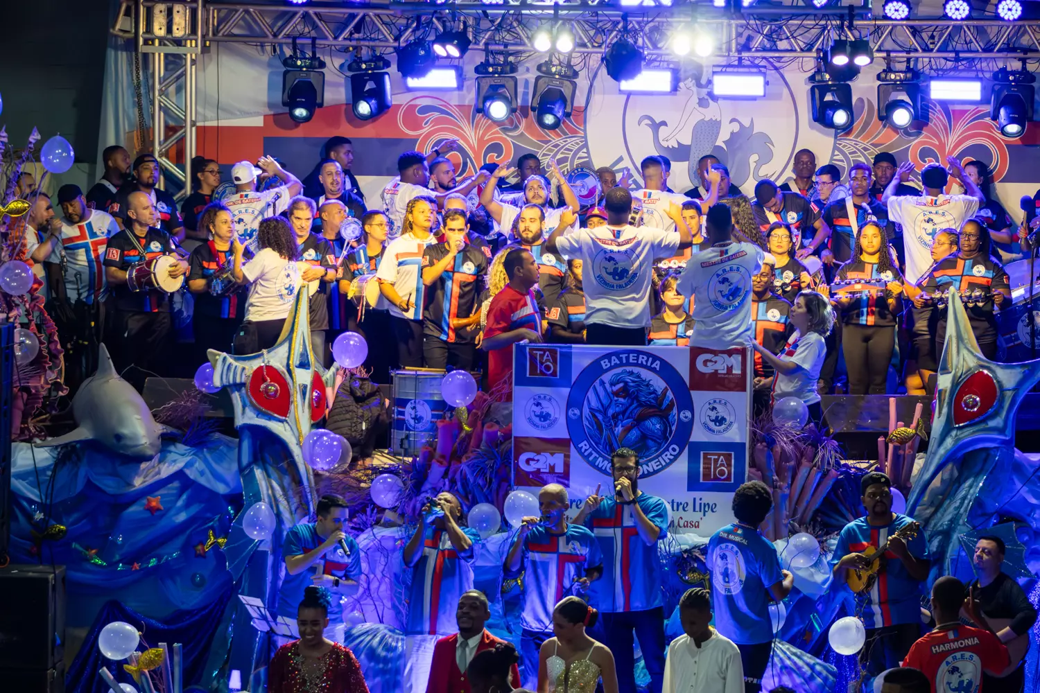 Vizinha Faladeira apresenta sambas concorrentes para o carnaval 2026 na sexta-feira