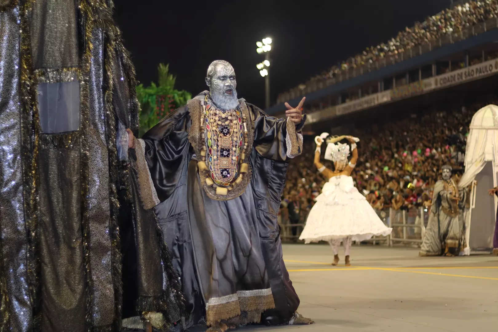 A Barroca Zona Sul terá audição única para a Comissão de Frente neste domingo (24)