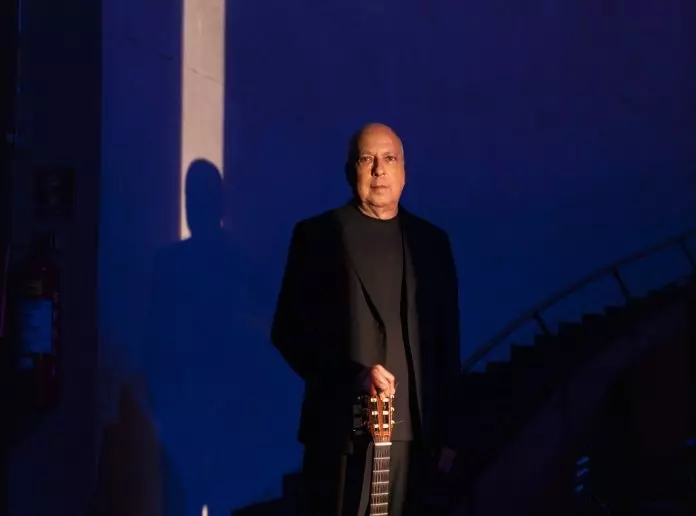 Neste sábado (29), tem a Fan Fest do Casarão do Firmino com transmissão ao vivo de Flamengo x Palmeiras e show do cantor Sombrinha.