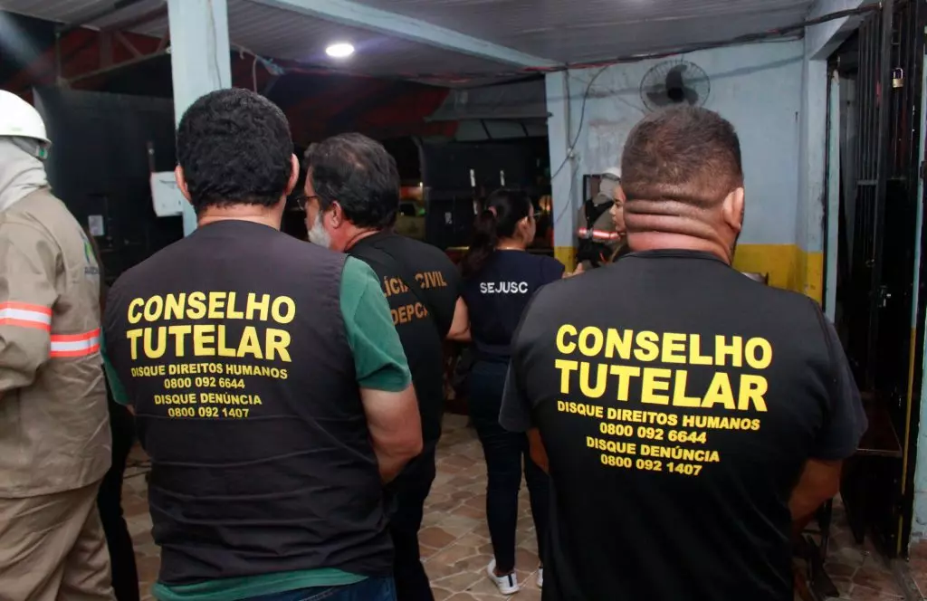 Médico é preso em flagrante com adolescente em motel na zona Leste de Manaus