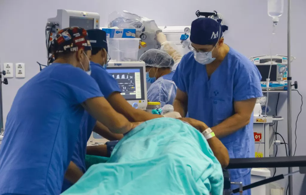 Hospital Delphina Aziz alcança a marca de 200 transplantes renais realizados, triplicando a oferta do procedimento no estado