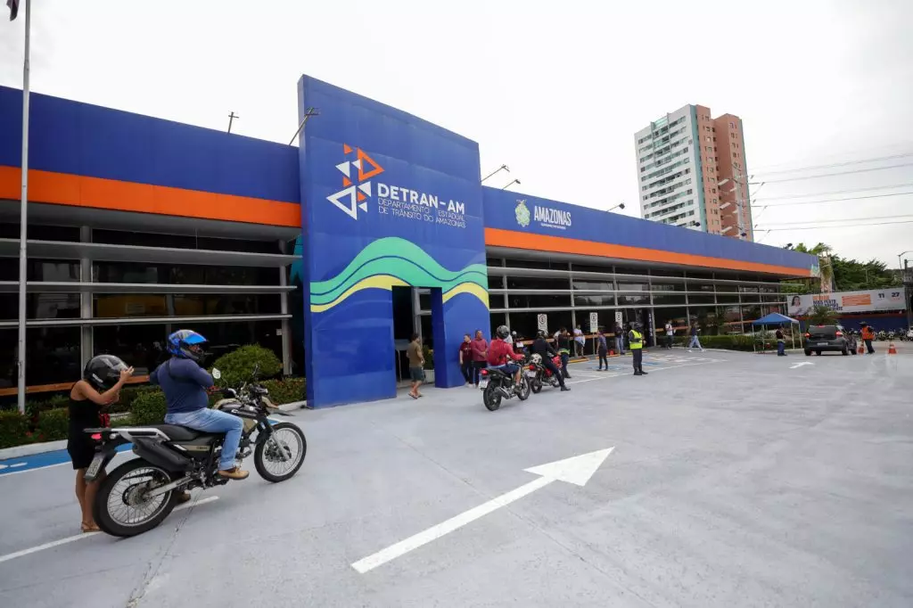 Wilson Lima anuncia 10 mil novos contemplados no segundo ciclo do projeto CNH Social