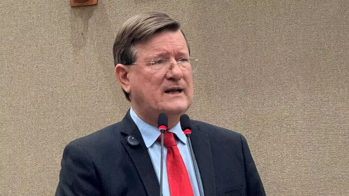 Zé Ricardo denuncia: ‘Manaus paga caro por estacionamento e recebe abandono em troca’