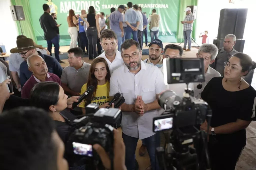 Wilson Lima assina convênio que garante R$ 500 mil para realização da 36ª Exposição Agropecuária de Apuí