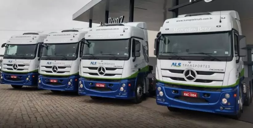 A foto mostra carretas da ALS Transportes