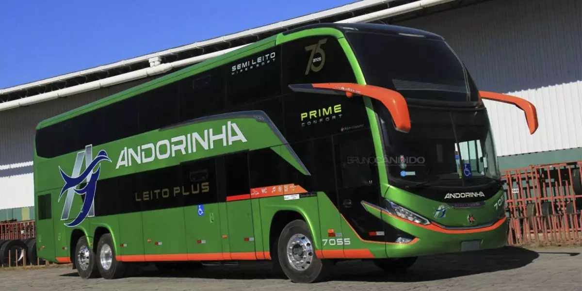 Ônibus rodoviário da frota da empresa Andorinha S.A