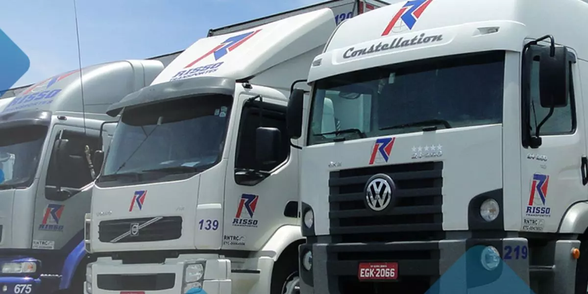 Frota da empresa Risso Transportes