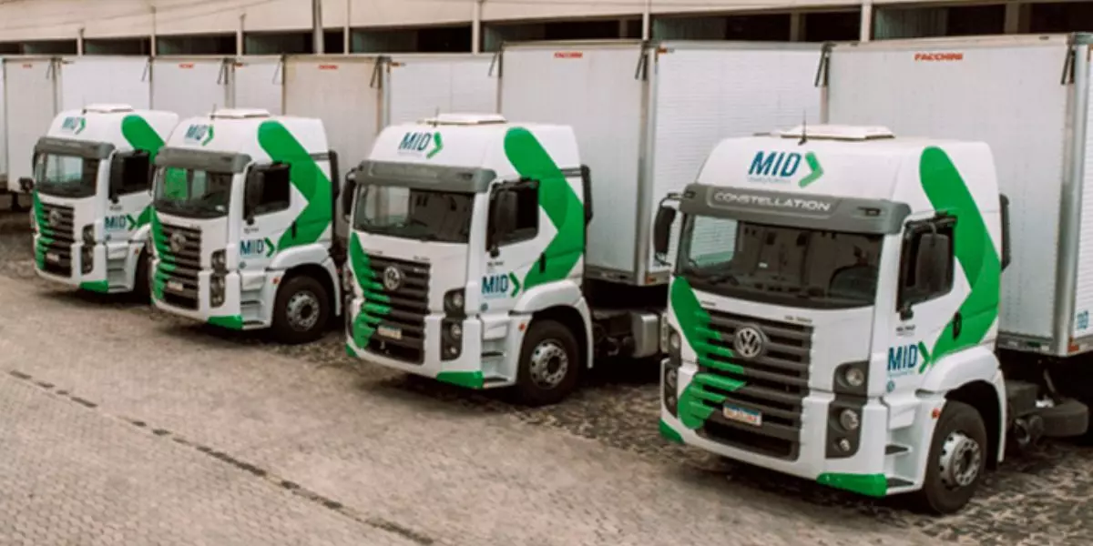 Frota da empresa MID Transportes