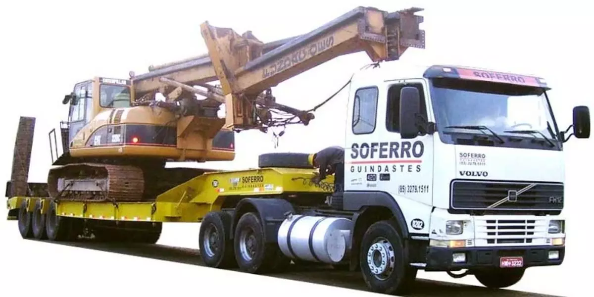 Carreta prancha do Grupo Soferro