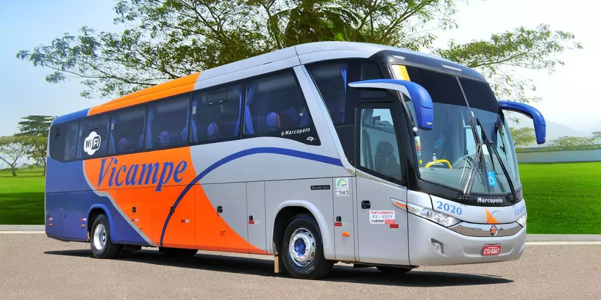 A foto mostra um ônibus da Vicampe