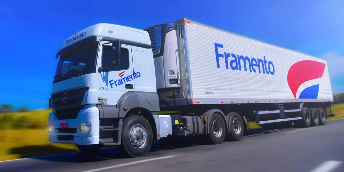 Caminhão da frota da empresa Transportes Framento