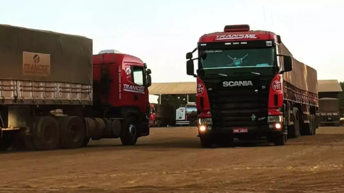 Frota da empresa Transmil Transportes