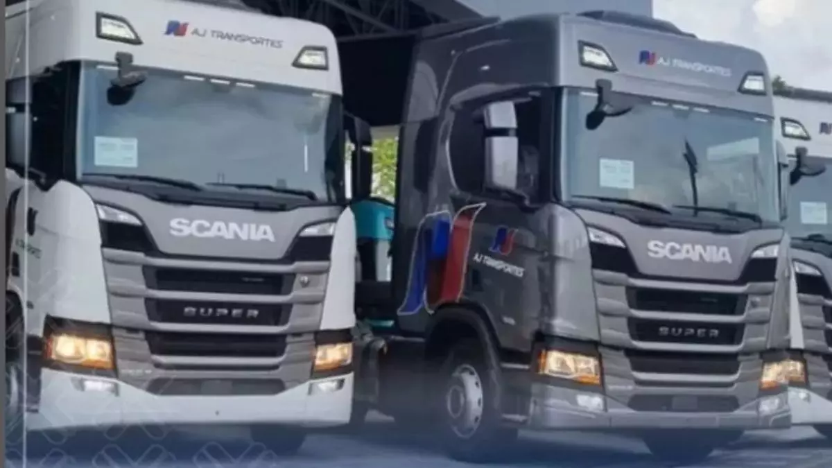 Frota da empresa AJ Transportes e Locações