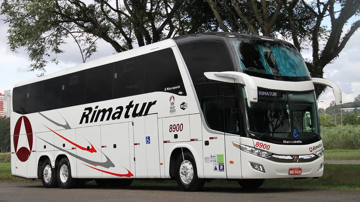 Ônibus da frota da empresa Rimatur Transportes