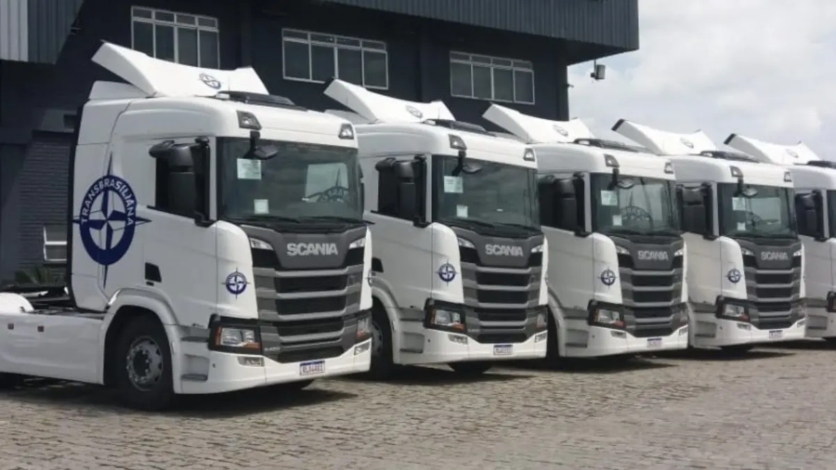 Frota da empresa Transportadora Transbrasiliana