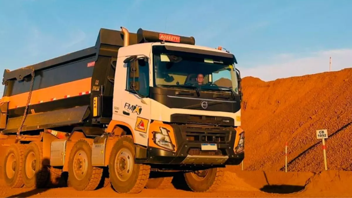 Terra Minas anuncia novas vagas para motoristas de caminhão traçado com CNH D