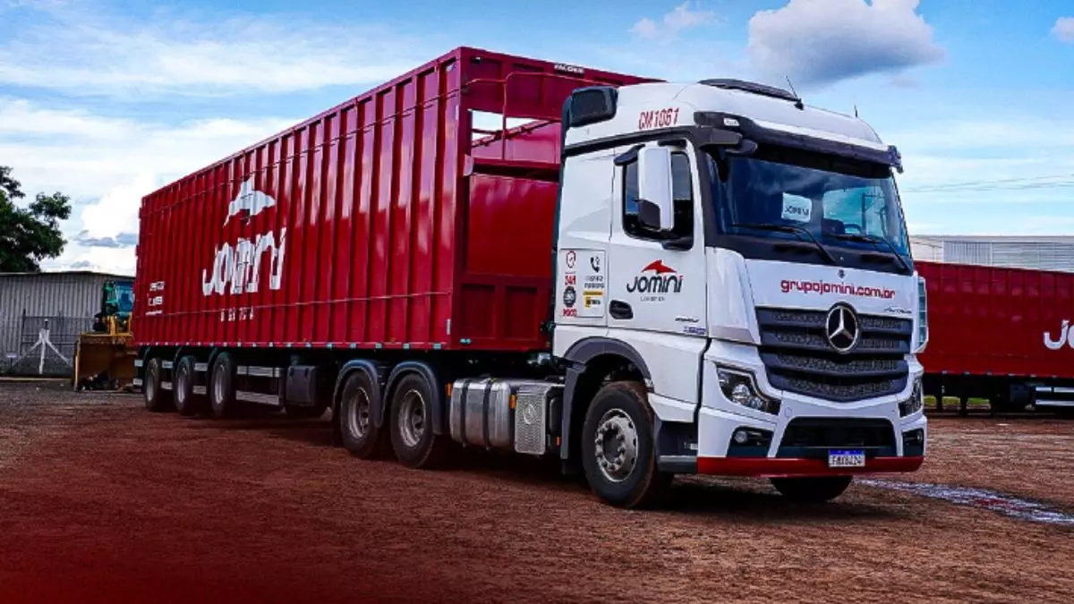 CNH D e E: Grupo Jomini tem vagas abertas em 3 cidades
