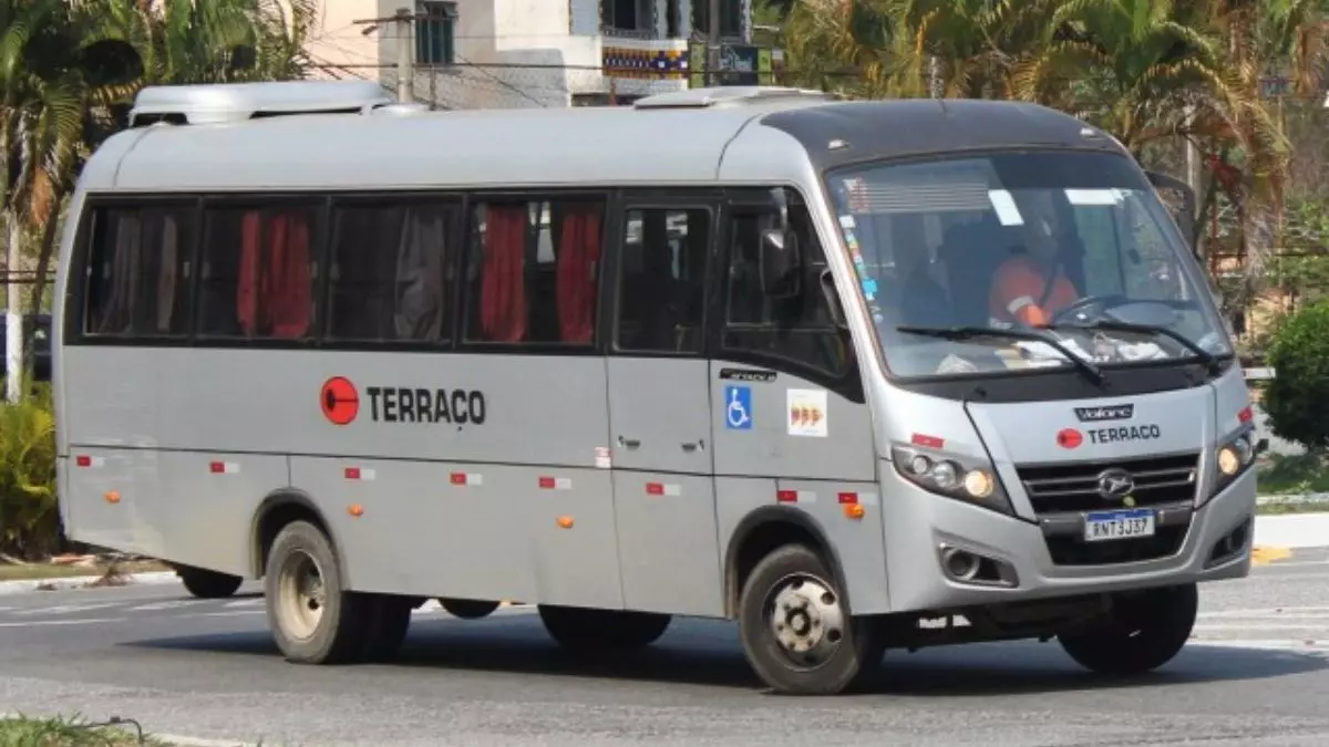 Terraço Engenharia abre vagas para motorista de ônibus