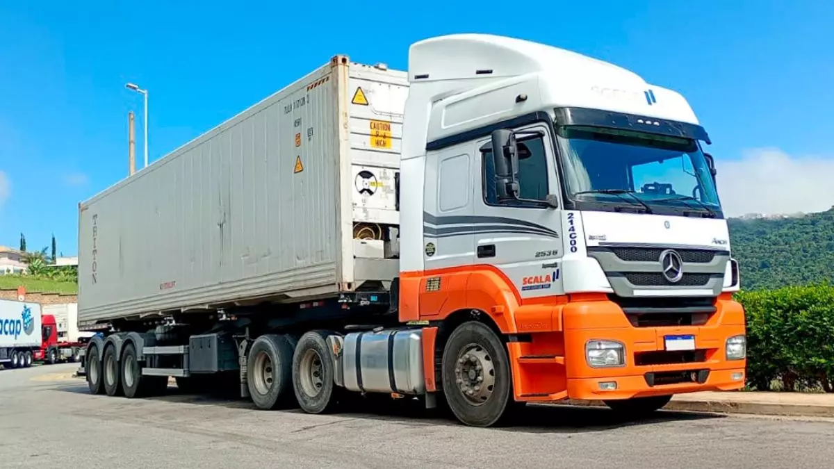 Scala Logística abre vagas para motoristas carreteiros para viagens internacionais