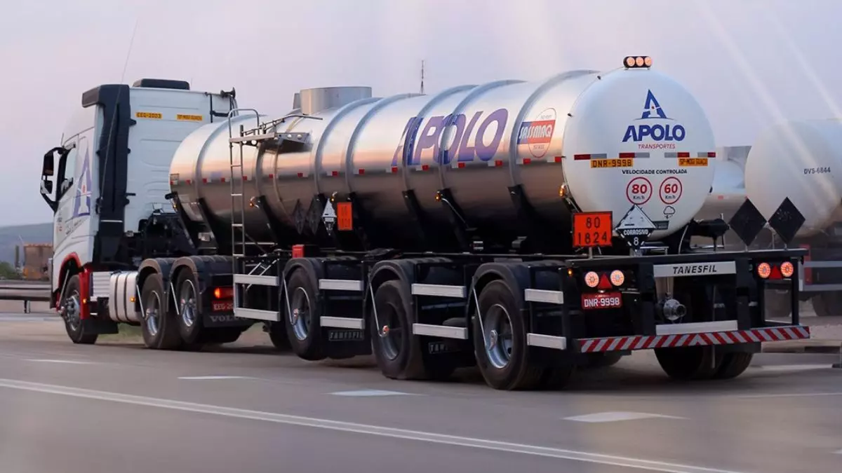 Apolo Transportes publica vagas para motoristas com pacote de benefícios