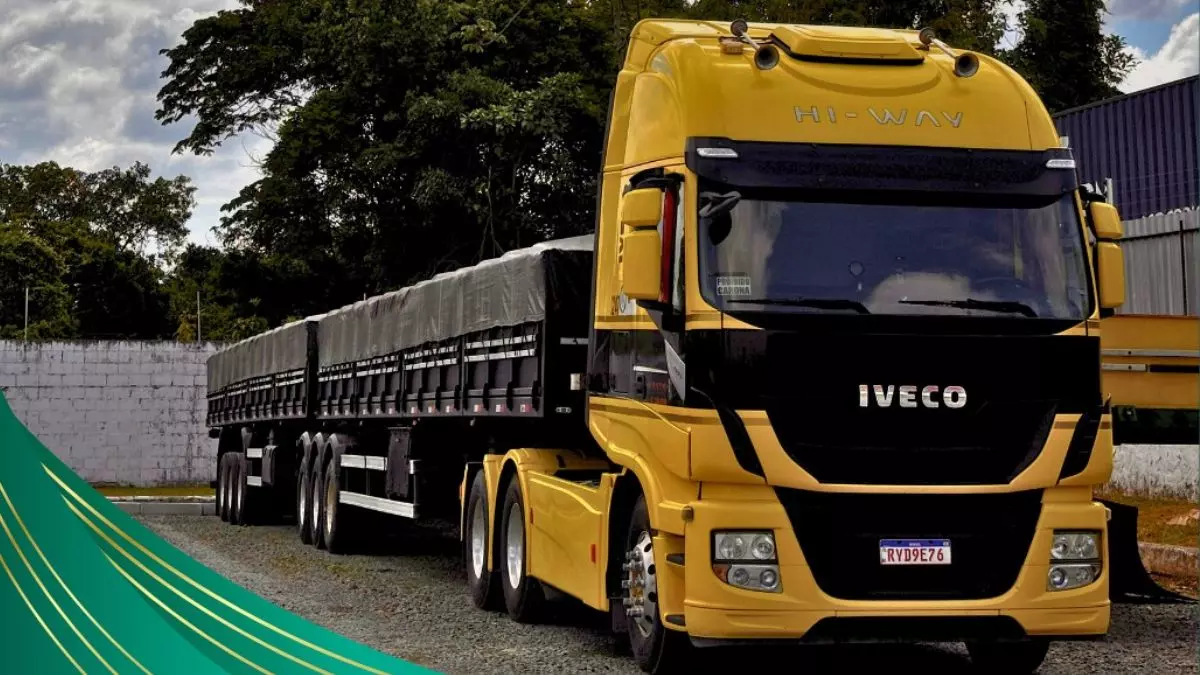 A foto mostra uma carreta da San Martino