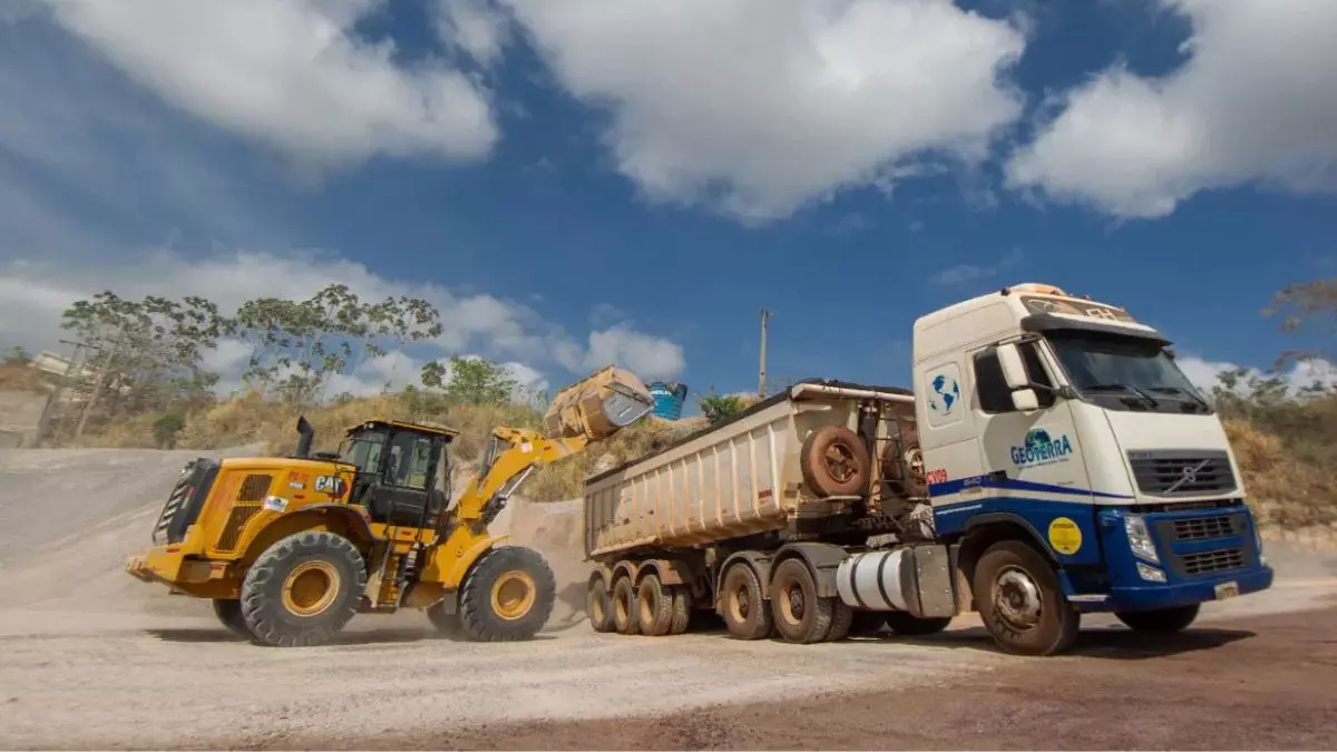 Geoterra abre novas vagas para motoristas e operadores