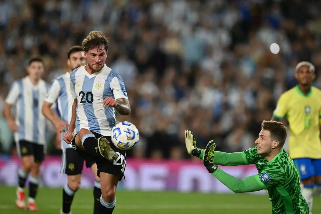 Goleada constrangedora: Brasil perde para a Argentina no Monumental de Núñez