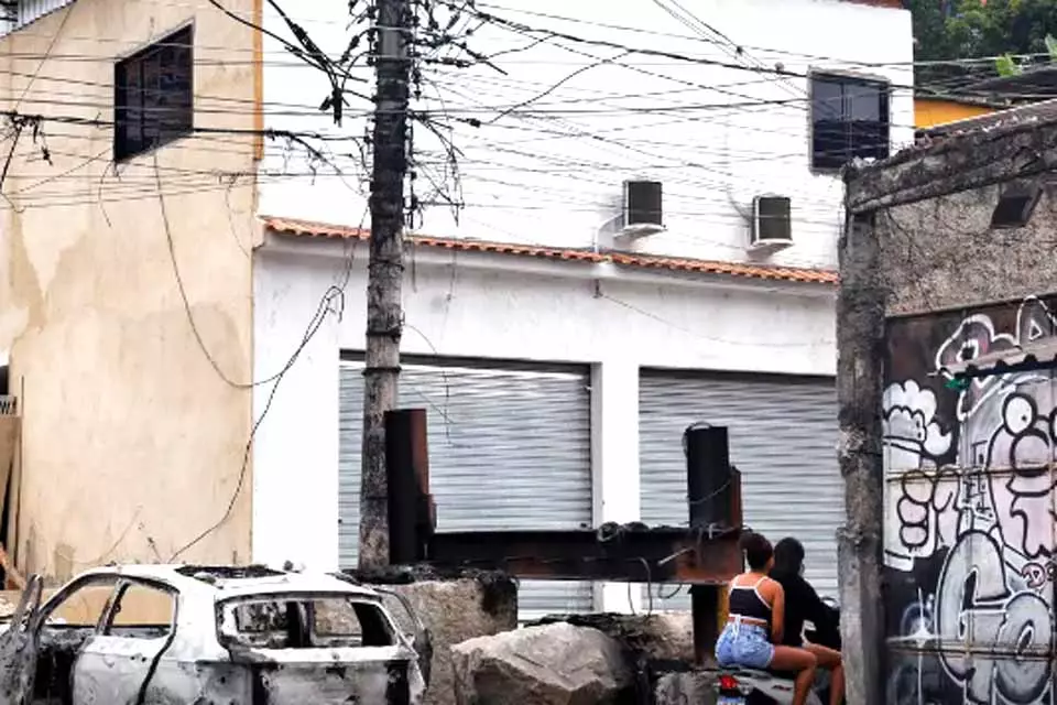 Nenhuma mulher morreu durante operação no Rio, diz Polícia Civil