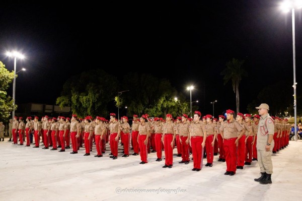 Colíder: Escola Militar Dom Pedro II realiza formatura na praça
