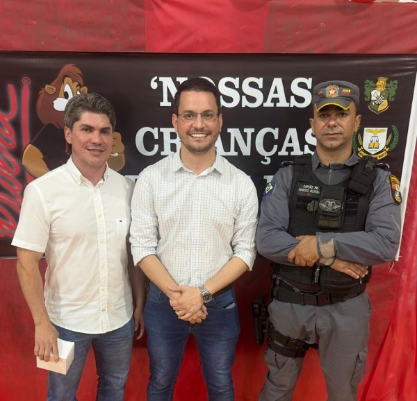 Prefeito eleito de Nova Canaã participa de formatura do Proerd