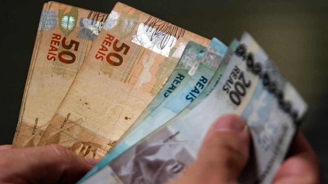 13º salário dos aposentados será antecipado para abril e maio