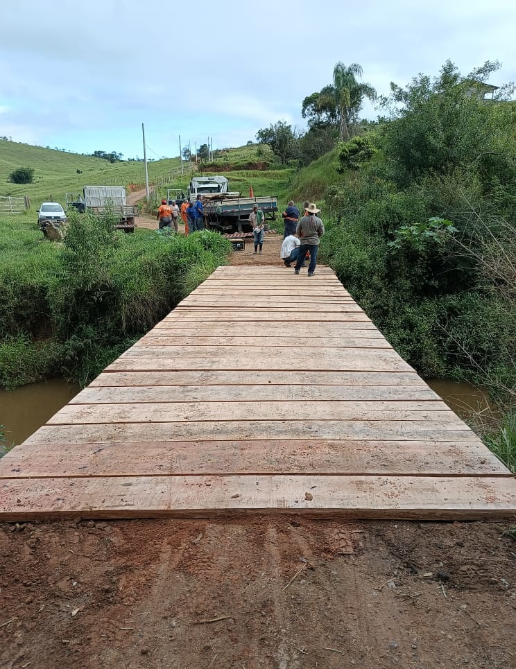 Após reforma, ponte da Soledade tem passagem liberada em Santos Dumont