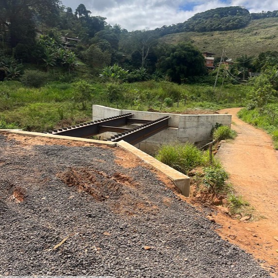 Secretaria de Obras retoma construção de ponte na Cidreira, na zona rural de Santos Dumont