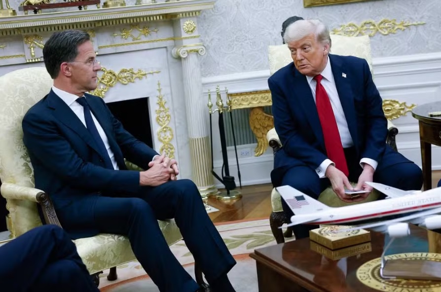 Trump ameaça 'tarifas severas' de 100% à Rússia caso não haja cessar-fogo na Ucrânia em até 50 dias