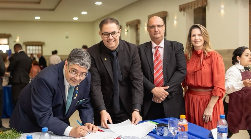 IF Sudeste MG e Rotary Internacional firmam parceria para intercâmbio de estudantes