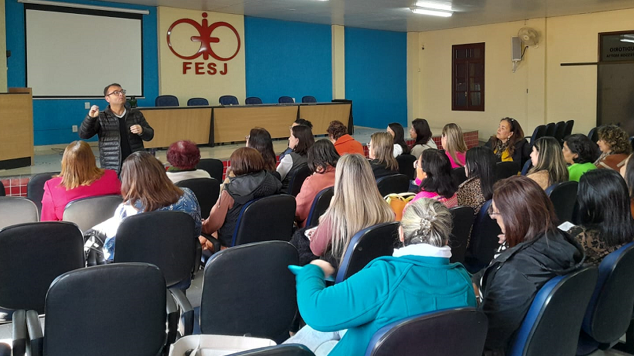 Prefeitura de Santos Dumont concede 7 dias de folgas para servidores da rede municipal de ensino durante recesso escolar