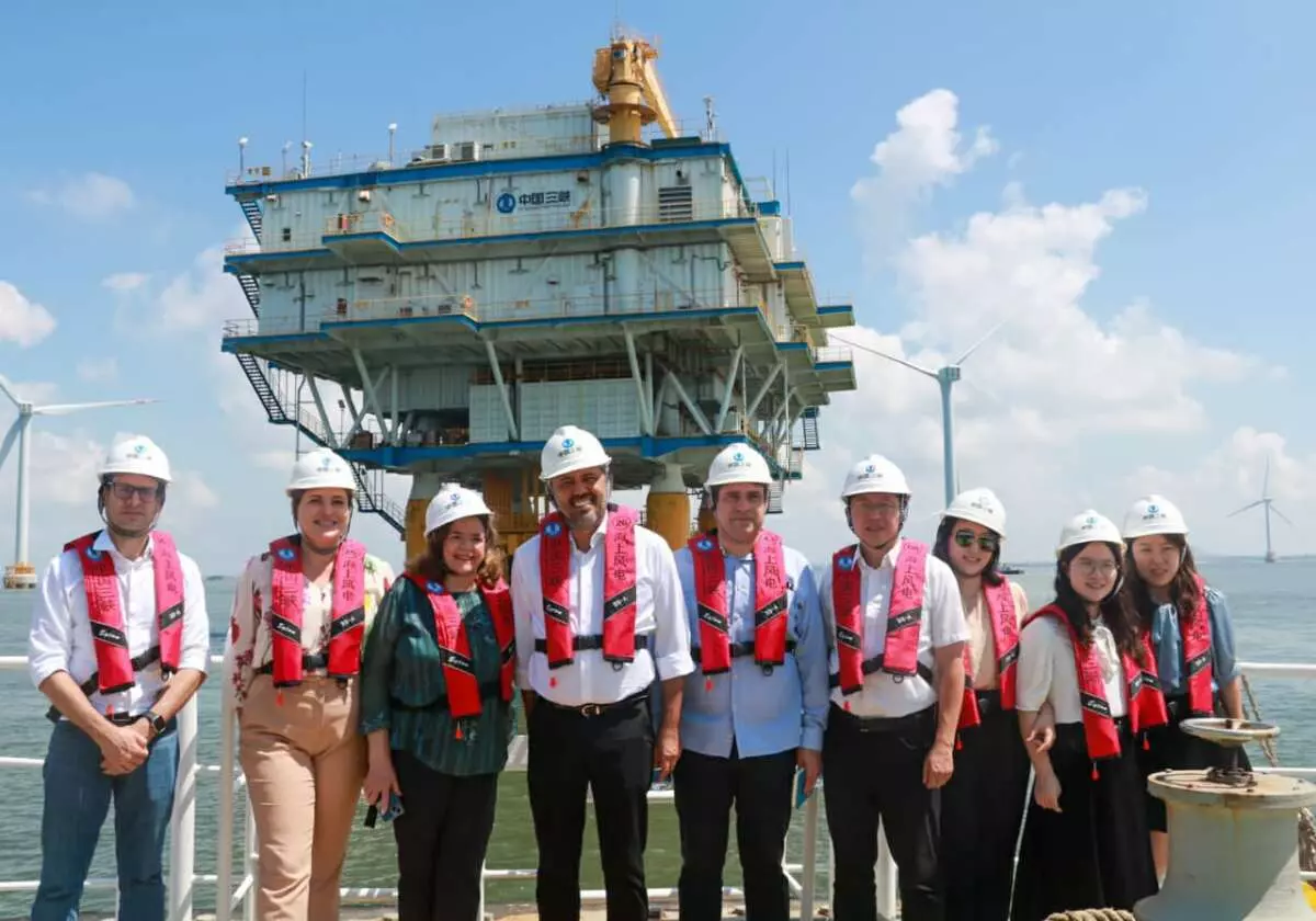 Comitiva do Ceará visita principal complexo eólico de Fujian, na China