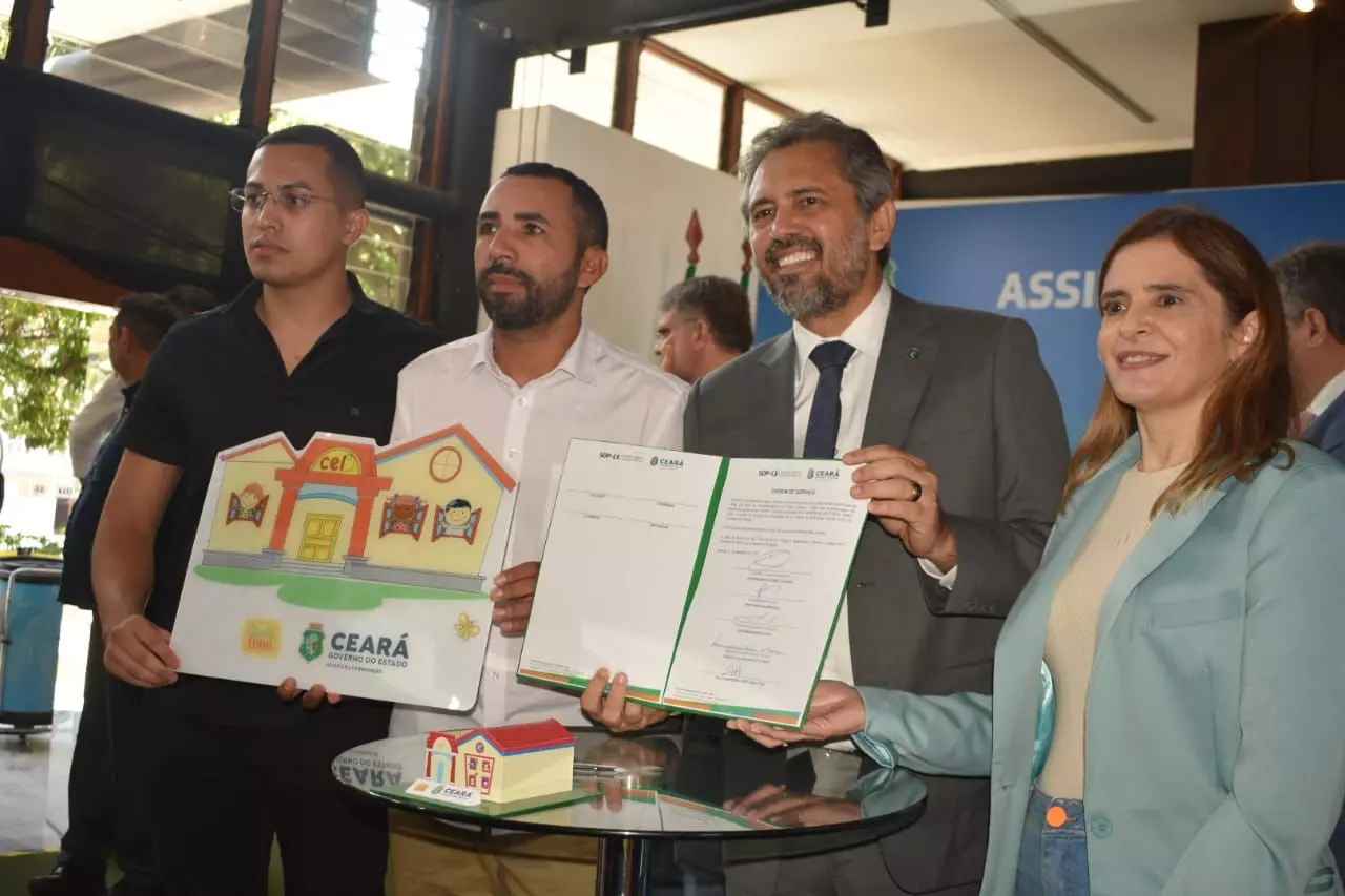 Prefeito de Potengi divulga assinatura da ordem de serviço para construção de Centro de Educação Infantil na Vila Campos