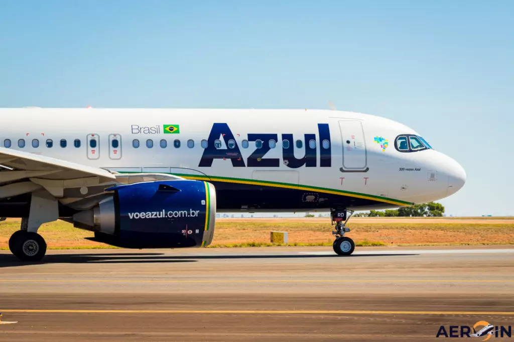 Crise de custos e necessidade de rentabilidade faz Azul cancelar voos de Juazeiro do Norte para Fortaleza e Recife