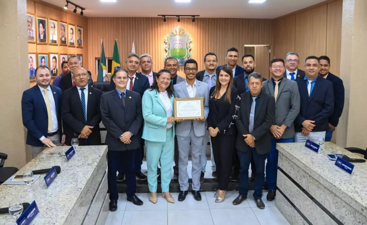 Câmara do Crato aprova criação da Escola do Legislativo e delibera 15 requerimentos