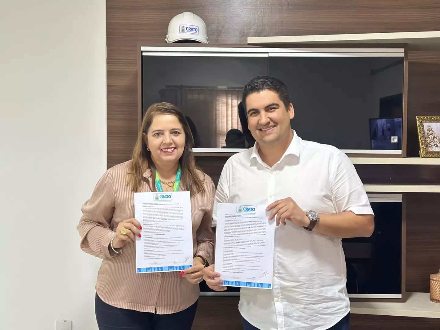 Câmara do Crato firma convênio com grupo Evolução para aulões do Alcance Enem