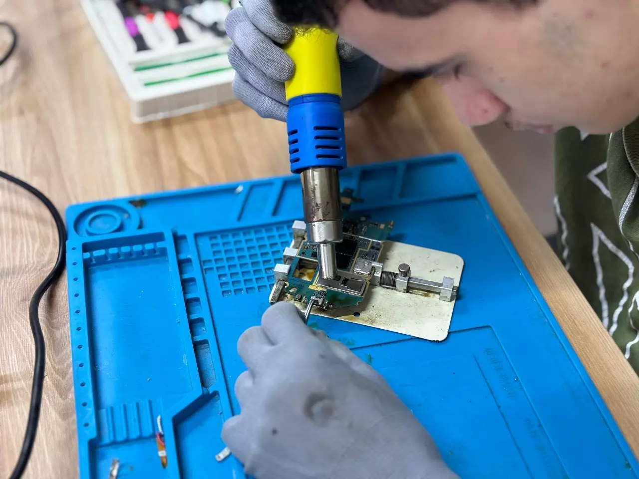 Centec e Secitece abrem mais de 2,5 mil vagas em cursos de qualificação profissional