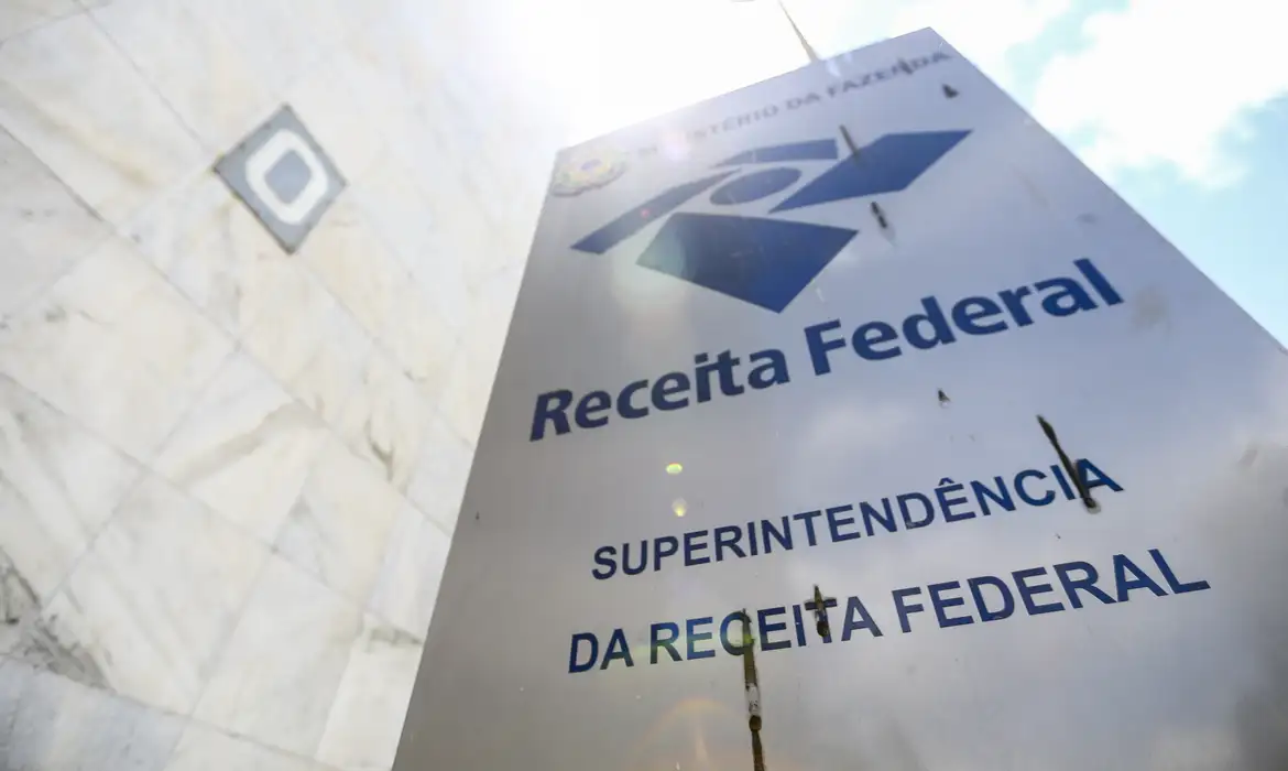 Moraes manda presidente da Unafisco depor após críticas a operação